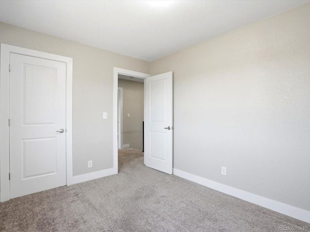 1069 S Lewiston Way, Aurora, CO 80017