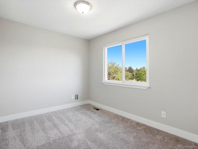 1069 S Lewiston Way, Aurora, CO 80017