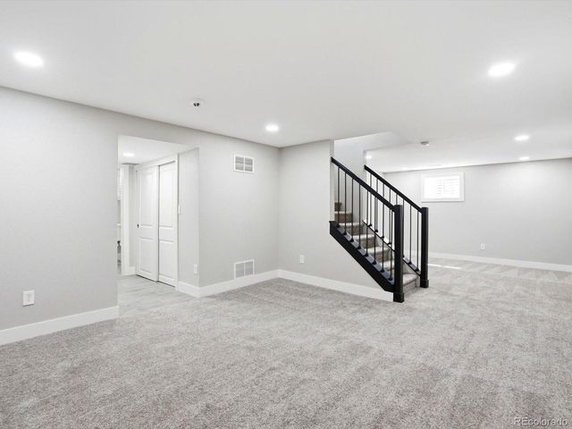 1069 S Lewiston Way, Aurora, CO 80017