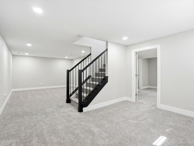 1069 S Lewiston Way, Aurora, CO 80017