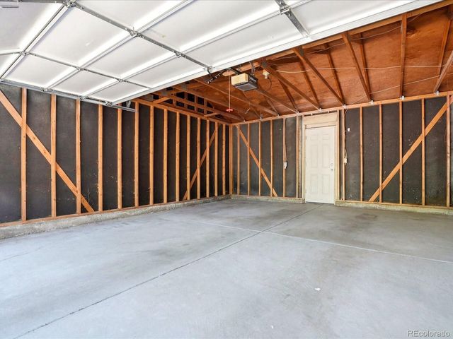 1069 S Lewiston Way, Aurora, CO 80017