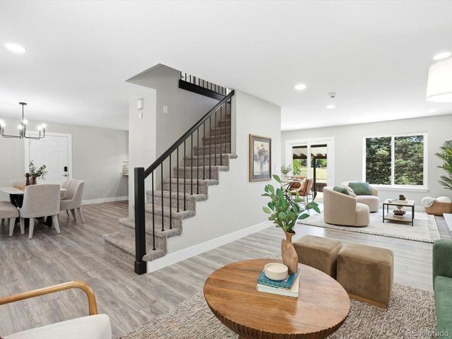 1069 S Lewiston Way, Aurora, CO 80017