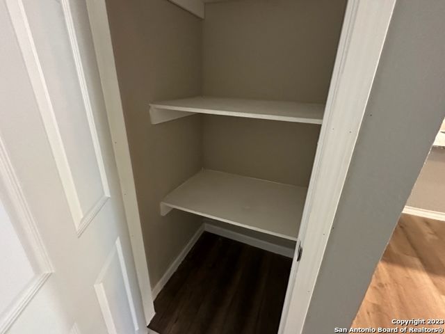 546 W Petaluma Blvd, San Antonio, TX 78221