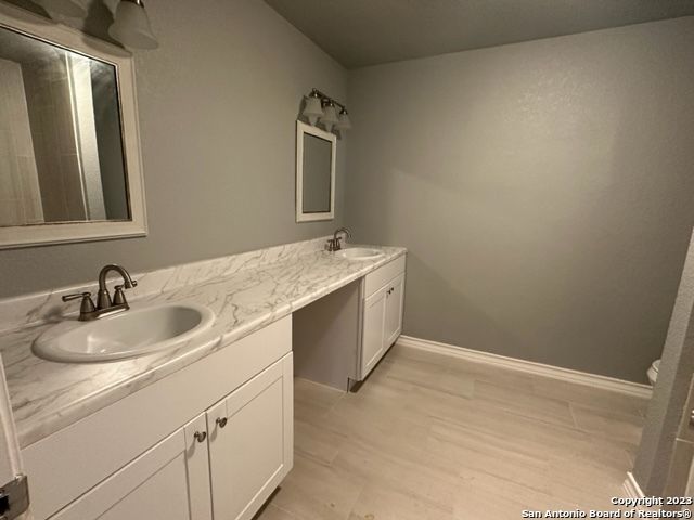 546 W Petaluma Blvd, San Antonio, TX 78221