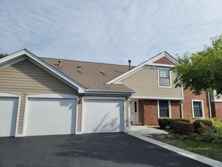 1460 Seven Pines Road B1, Schaumburg, IL 60193