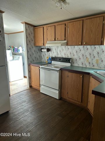 458 Baker Bradley Street, Kinston, NC 28504