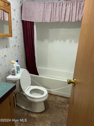 458 Baker Bradley Street, Kinston, NC 28504