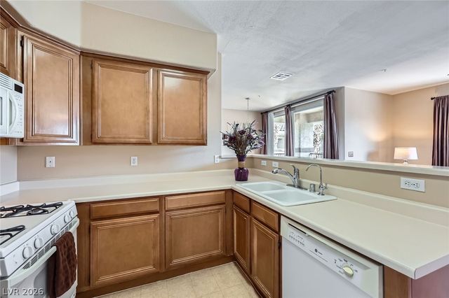 7151 South Durango Drive 312, Las Vegas, NV 89113