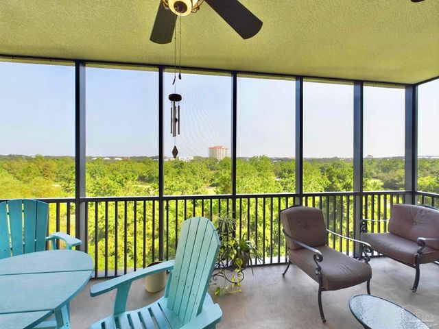 608 Lost Key Dr 401C, Pensacola, FL 32507