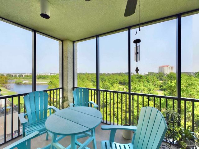 608 Lost Key Dr 401C, Pensacola, FL 32507