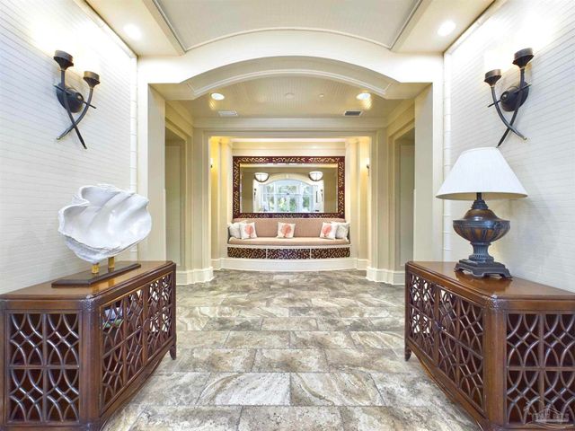 608 Lost Key Dr 401C, Pensacola, FL 32507