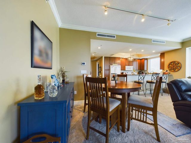 608 Lost Key Dr 401C, Pensacola, FL 32507