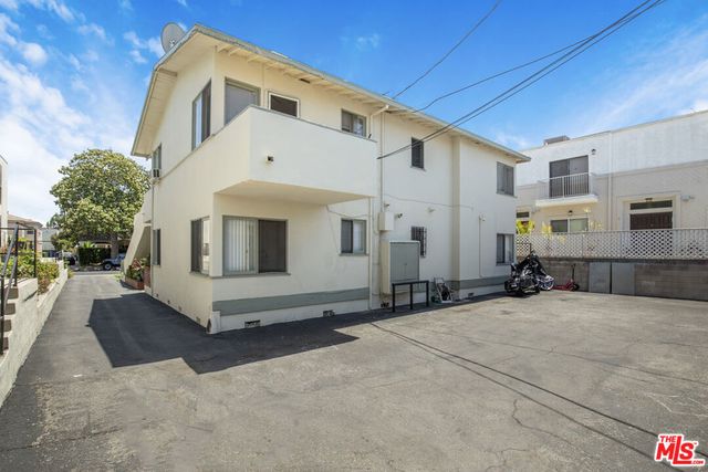1023 S Bedford Street, Los Angeles, CA 90035
