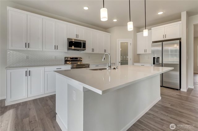 18320 37th Avenue Ct E, Tacoma, WA 98446