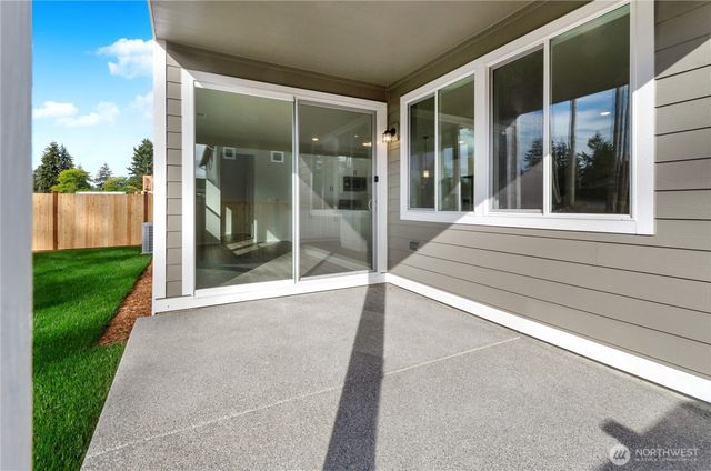 18320 37th Avenue Ct E, Tacoma, WA 98446