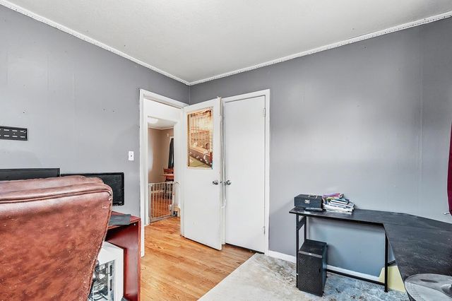 1633 Harding, Wichita, KS 67208