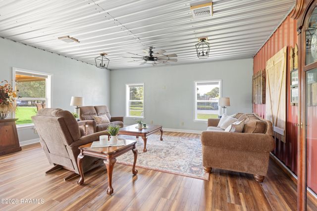 3504 Avery Island Road, New Iberia, LA 70560