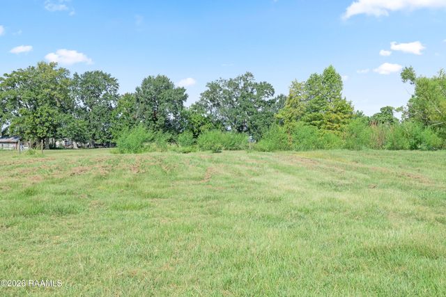 3504 Avery Island Road, New Iberia, LA 70560