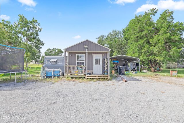 3504 Avery Island Road, New Iberia, LA 70560