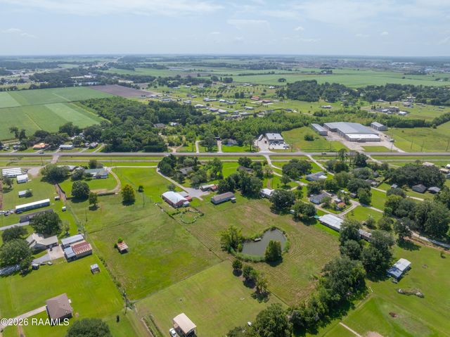 3504 Avery Island Road, New Iberia, LA 70560