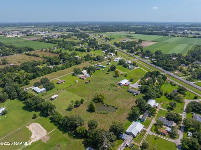 3504 Avery Island Road, New Iberia, LA 70560