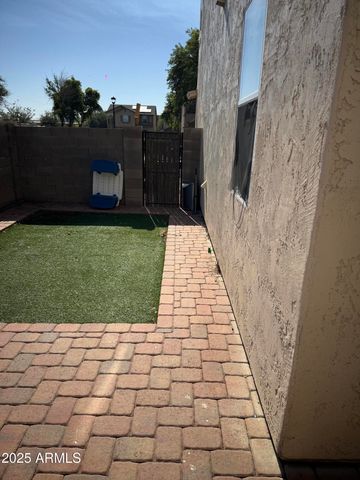 6606 W POLK Street, Phoenix, AZ 85043