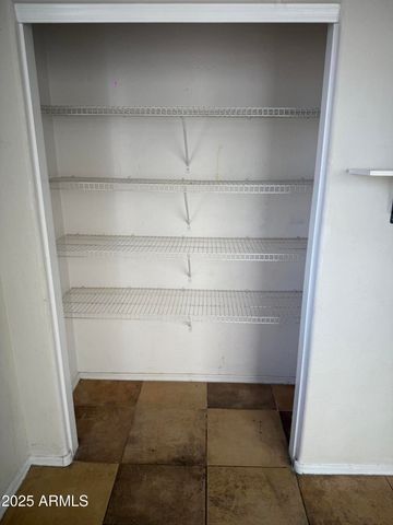 6606 W POLK Street, Phoenix, AZ 85043