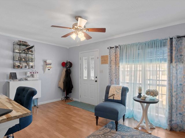 208 E Gay, Gladewater, TX 75647