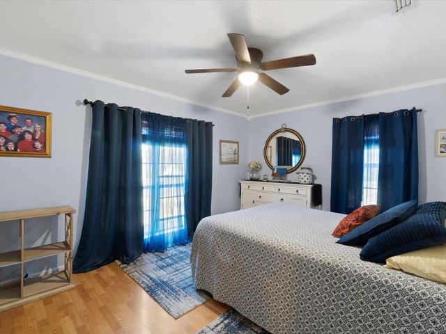 208 E Gay, Gladewater, TX 75647