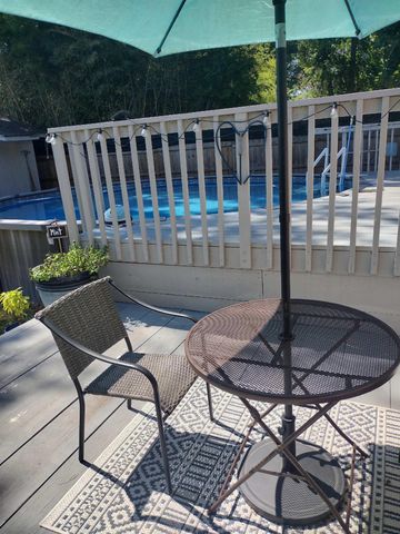 208 E Gay, Gladewater, TX 75647