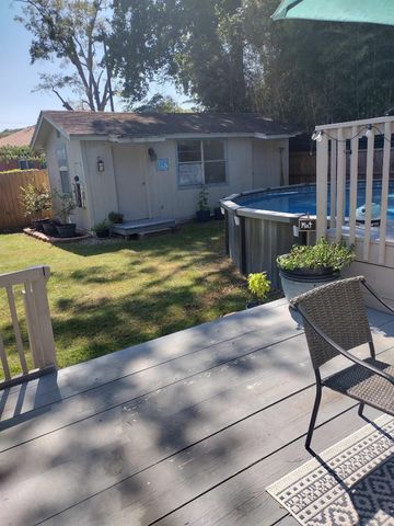 208 E Gay, Gladewater, TX 75647