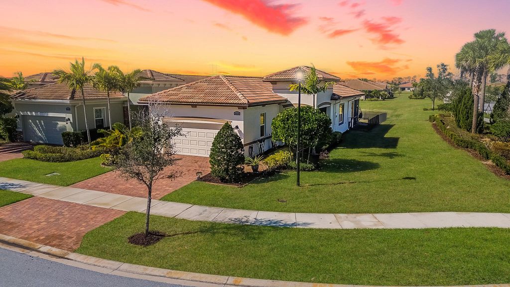 25116 SW Alberti Way, Port St. Lucie, Port St Lucie, FL 34986