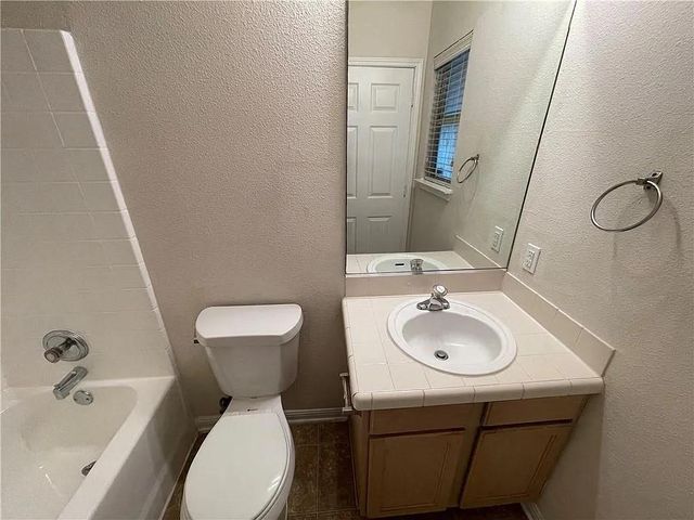 5701 Signal PT, Austin, TX 78724