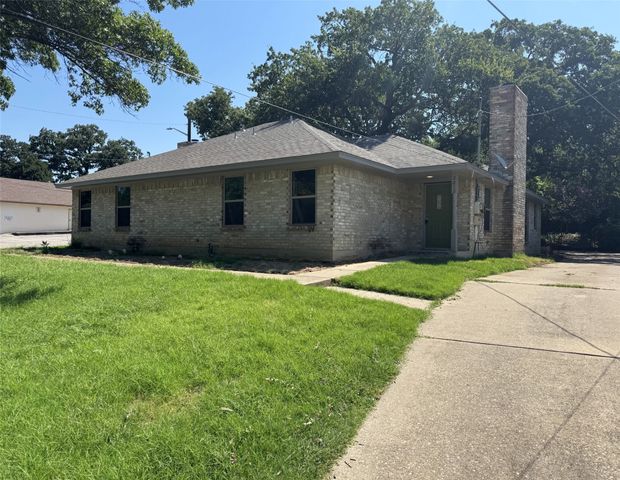 2212 Bolivar Street, Denton, TX 76201