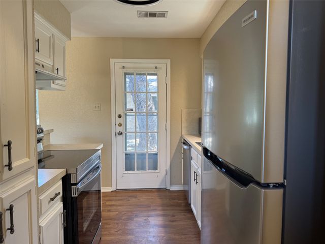 2212 Bolivar Street, Denton, TX 76201