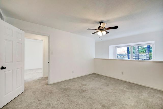 16120 Stuebner Airline Road 611, Spring, TX 77379
