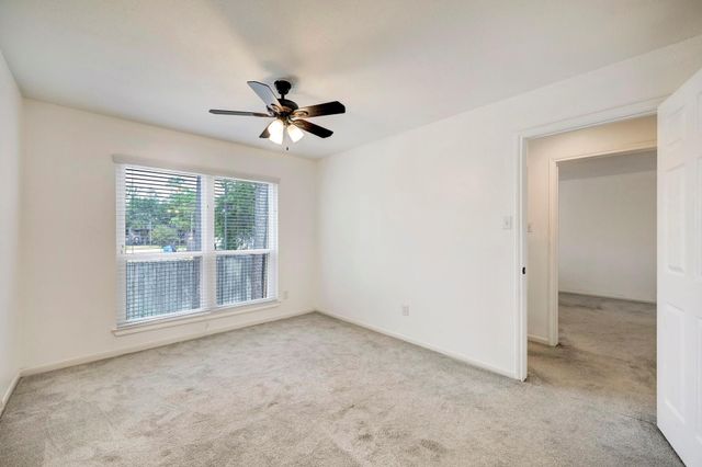 16120 Stuebner Airline Road 611, Spring, TX 77379