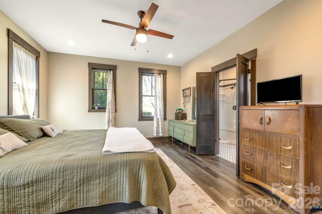 226 Flint Street, Asheville, NC 28801