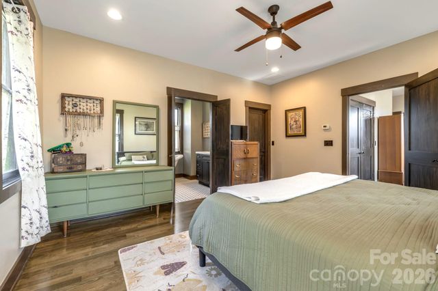 226 Flint Street, Asheville, NC 28801