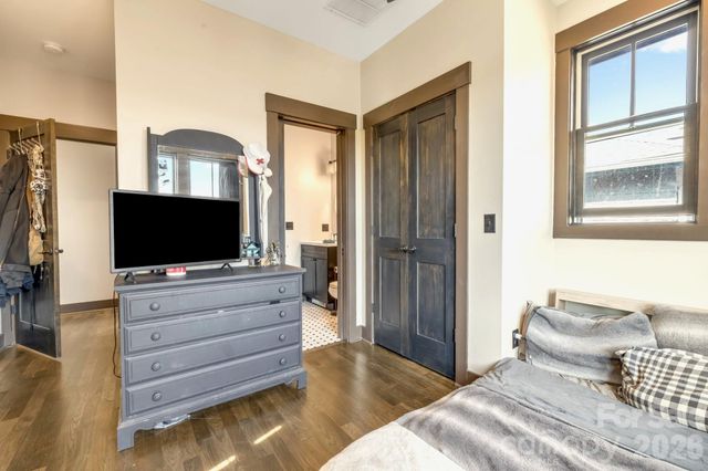 226 Flint Street, Asheville, NC 28801