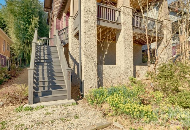226 Flint Street, Asheville, NC 28801