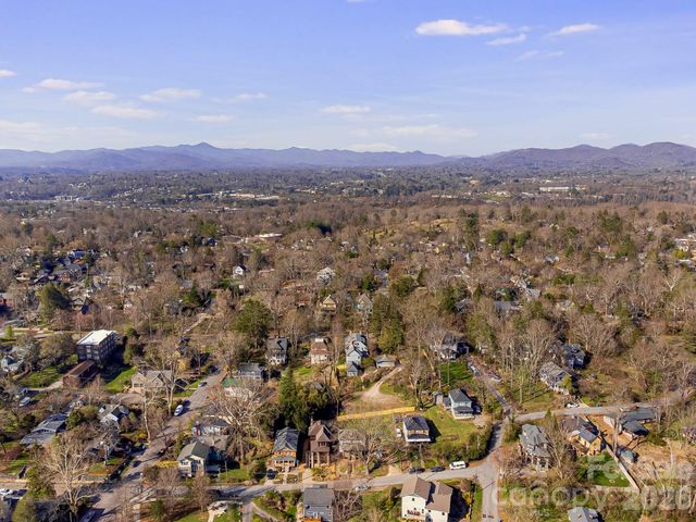 226 Flint Street, Asheville, NC 28801