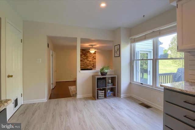 1708 DEER PATH CIR, Quakertown, PA 18951