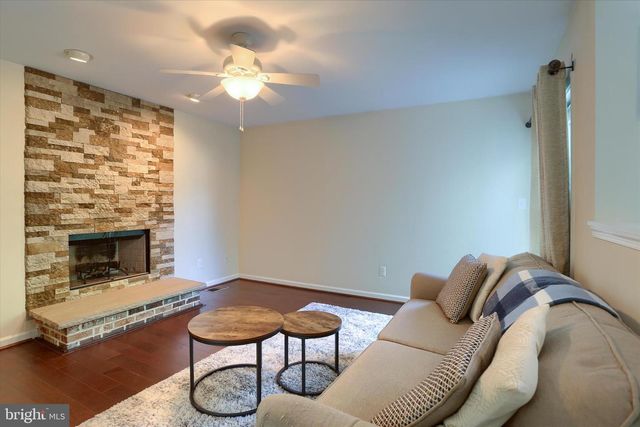 1708 DEER PATH CIR, Quakertown, PA 18951