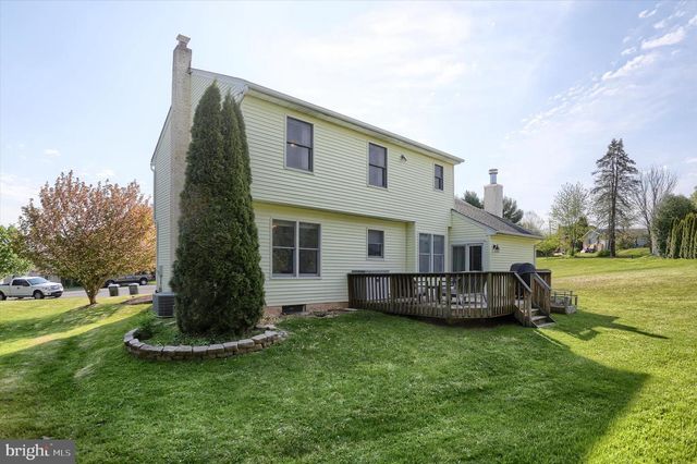 1708 DEER PATH CIR, Quakertown, PA 18951