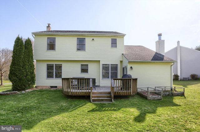 1708 DEER PATH CIR, Quakertown, PA 18951