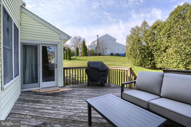 1708 DEER PATH CIR, Quakertown, PA 18951