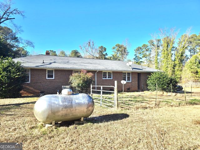 1584 Lexington Carlton Road, Carlton, GA 30627