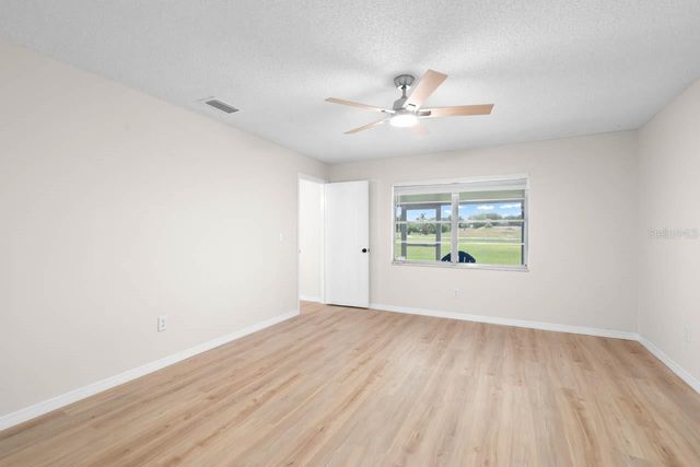 1602 HOVINGTON CIRCLE, Sun City Center, FL 33573