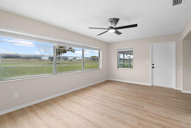 1602 HOVINGTON CIRCLE, Sun City Center, FL 33573